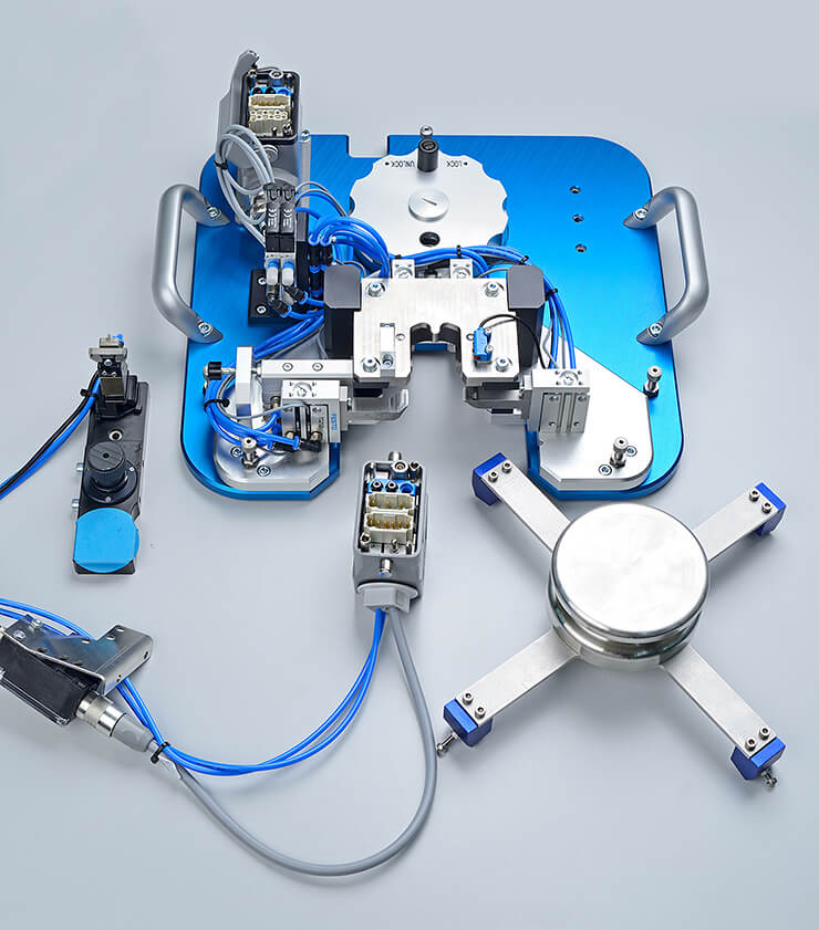 Exchange unit for the production of one type of camera module